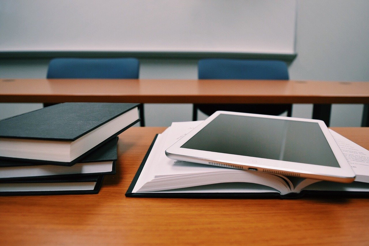 tablet, books, education, desk, classroom, school, classroom, classroom, classroom, classroom, classroom